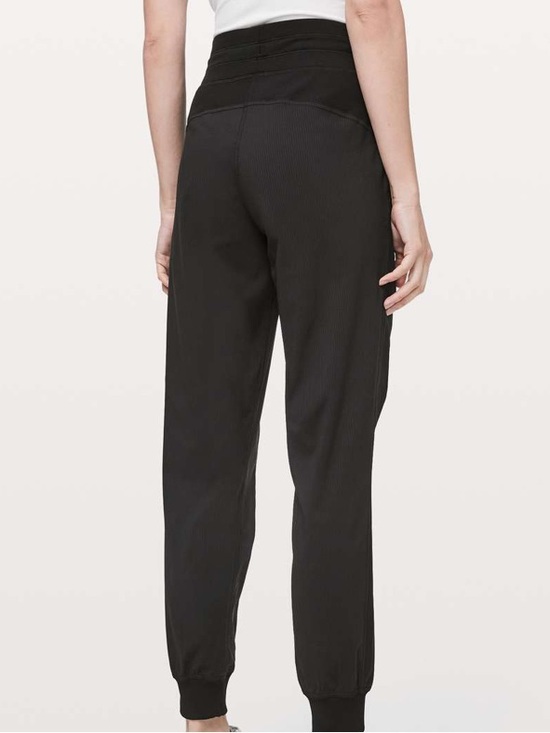 lululemon athletica Pants - Lululemon Women’s Dance Studio Jogger *29" Unlined in Black
